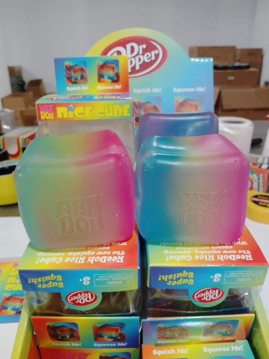 COLORFUL SQUARE SQUISHY