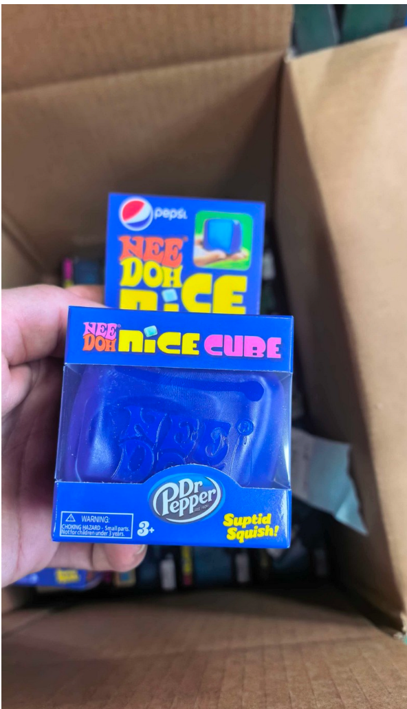 NICE CUBE SQUISHY
